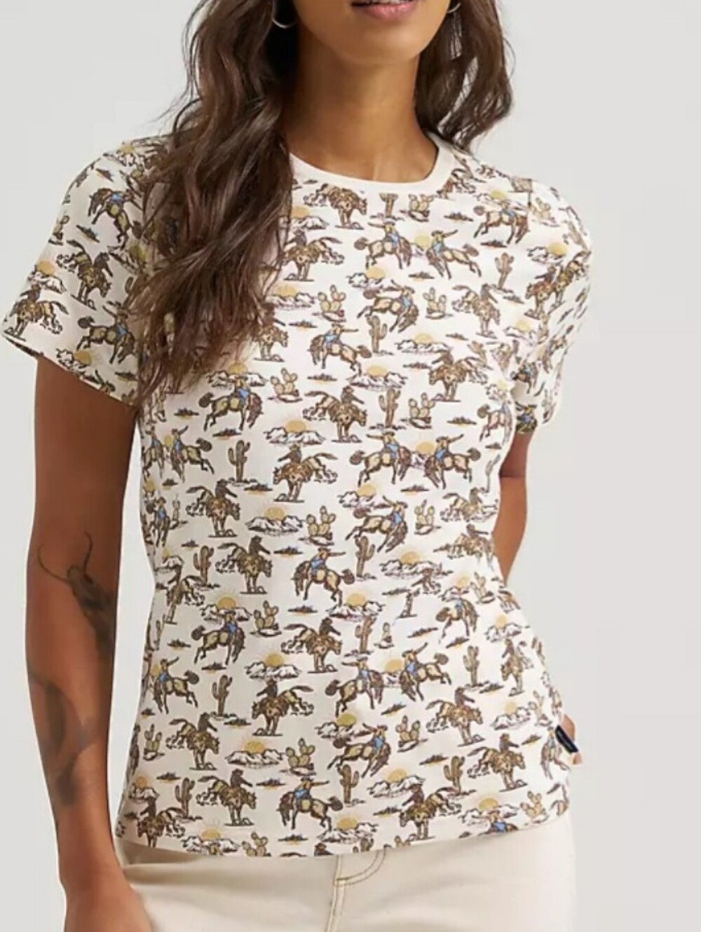 Wrangler Women’s Cream Graphic Short-Sleeve Tee